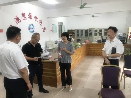 葉書記幫駕訓(xùn)續(xù)場1(許斌)_副本.jpg 葉書記幫駕訓(xùn)續(xù)場1(許斌)_副本.jpg