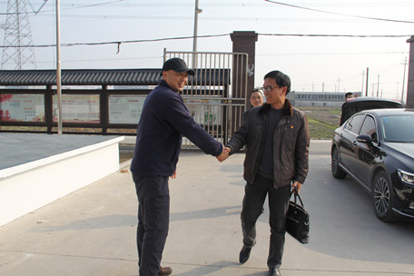 GH農村局賀局慰問房巍飚1_副本.jpg GH農村局賀局慰問房巍飚1_副本.jpg